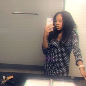 Meet your Posher, Dominique